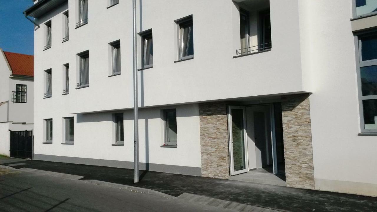 Gyorapartman-Best Eksteriør bilde